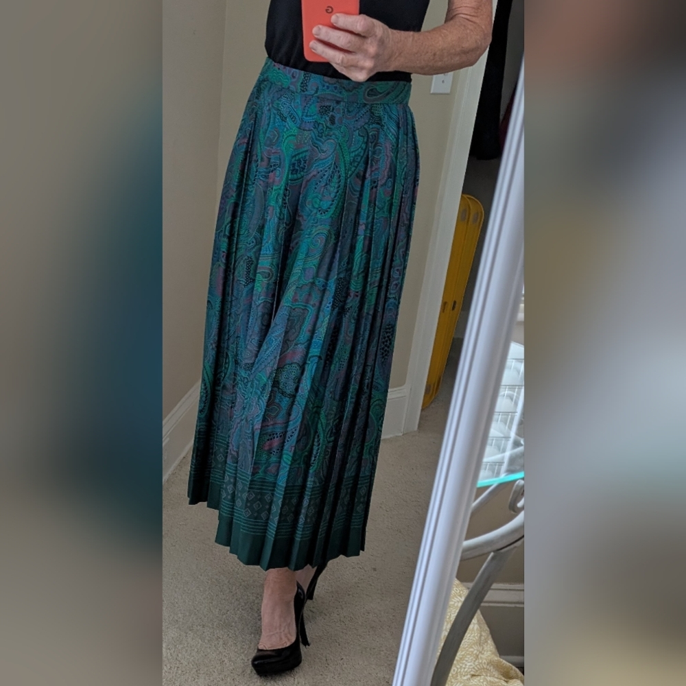 Evan Picone Teal and Purple Paisley Pleated Skirt